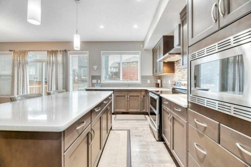 24 Evansborough Road Nw, Calgary, AB 