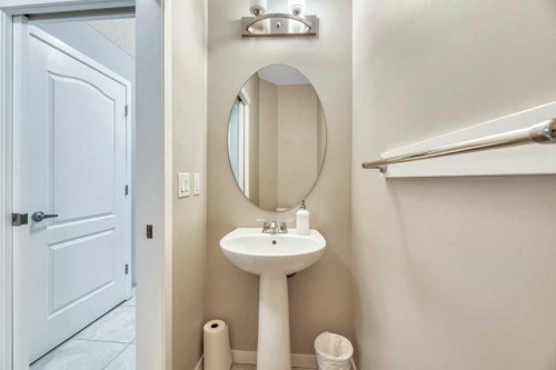 24 Evansborough Road Nw, Calgary, AB 