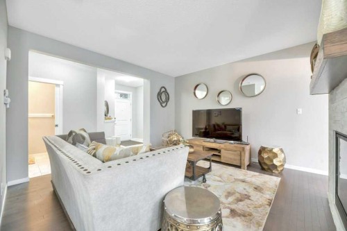 24 Evansborough Road Nw, Calgary, AB 