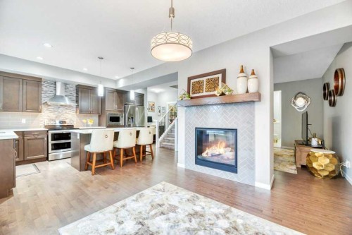 24 Evansborough Road Nw, Calgary, AB 