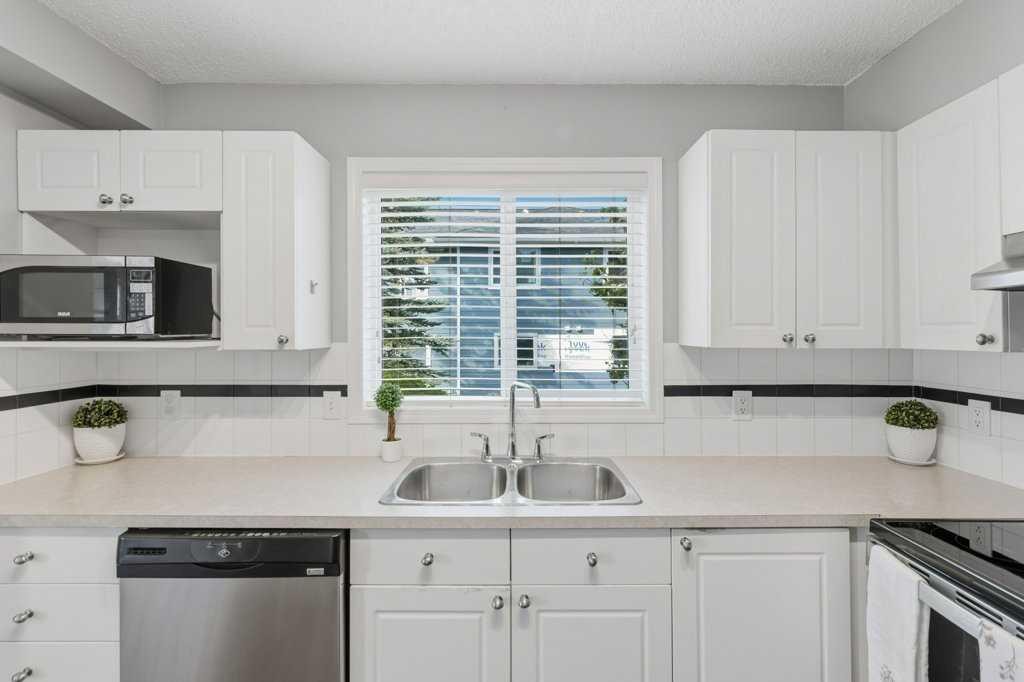 126 Harvest Gold Place Ne, Calgary, AB