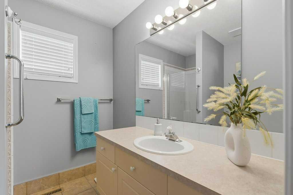 126 Harvest Gold Place Ne, Calgary, AB