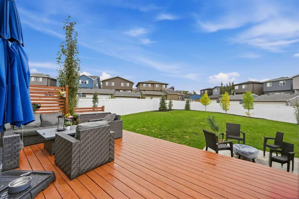 43 Howse Manor Ne, Calgary, AB