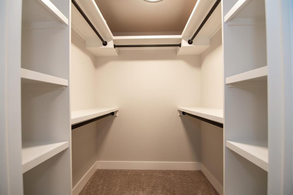 129 Prestwick Estate Way Se, Calgary, AB