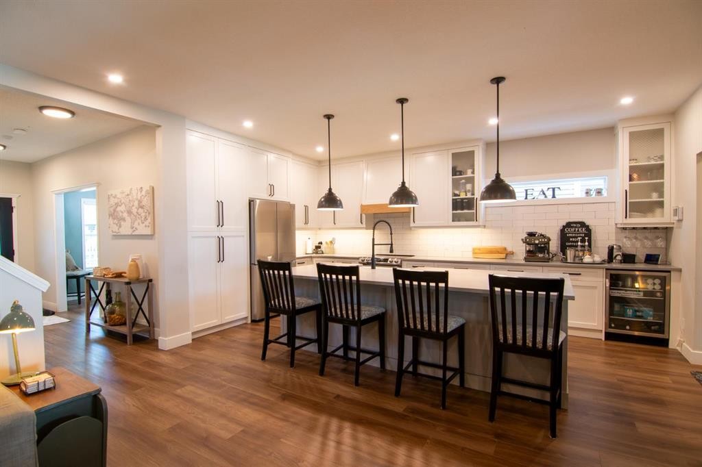 129 Prestwick Estate Way Se, Calgary, AB