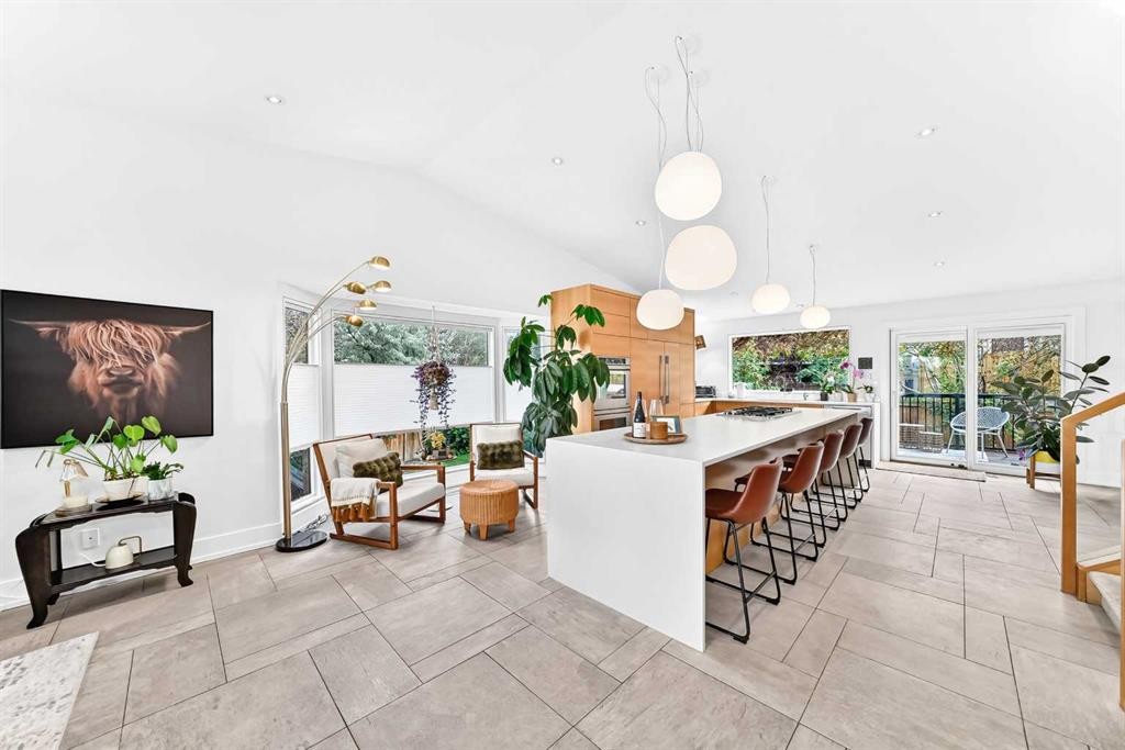 343 Berkshire Place Nw, Calgary, AB
