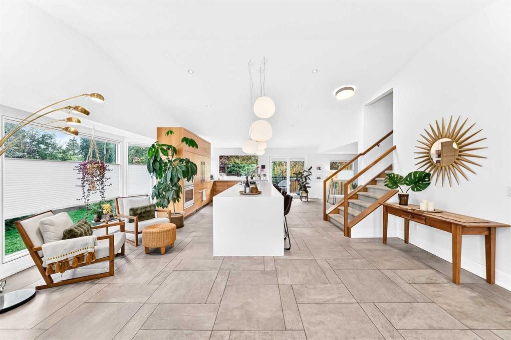 343 Berkshire Place Nw, Calgary, AB