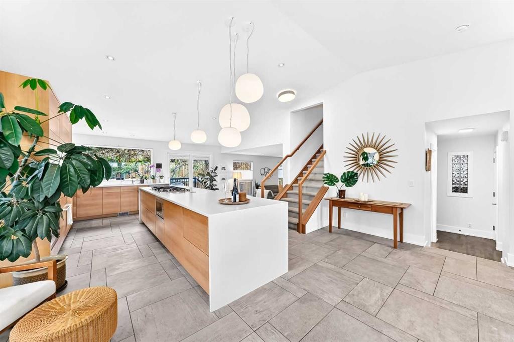 343 Berkshire Place Nw, Calgary, AB