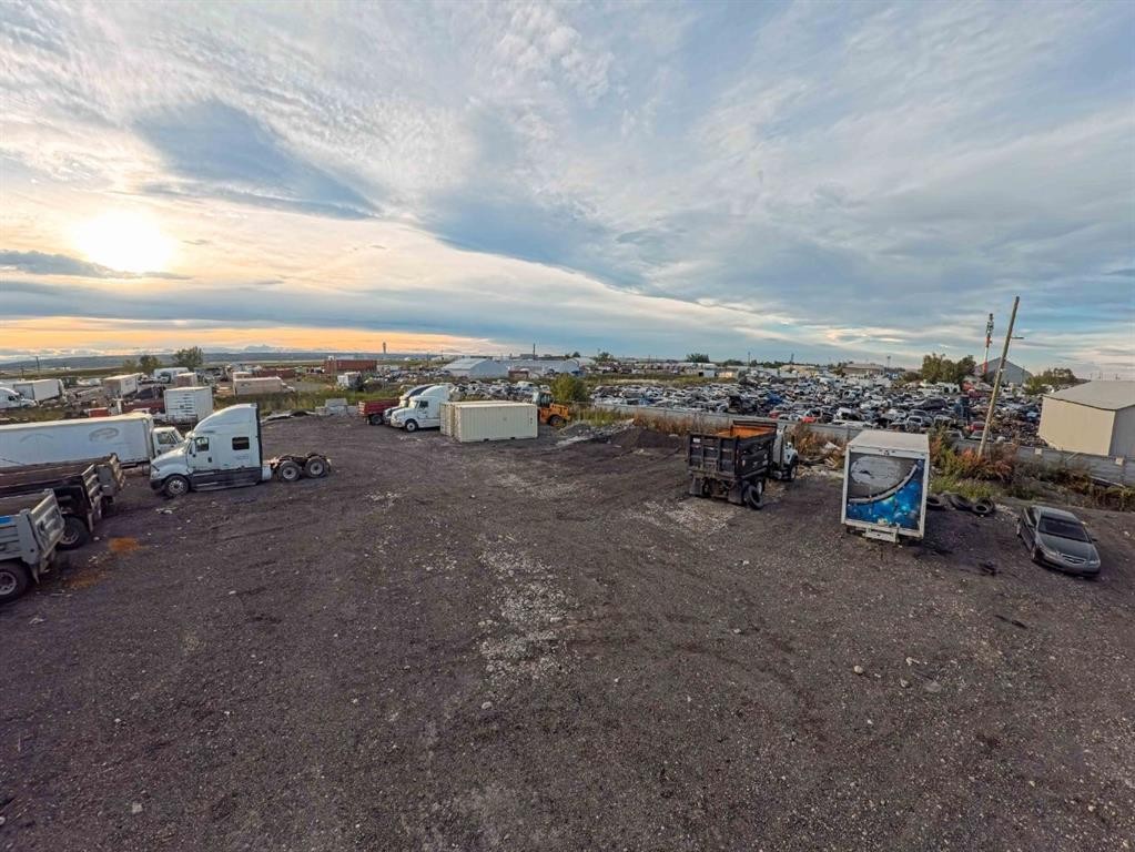 6915 40 Street Ne, Calgary, AB
