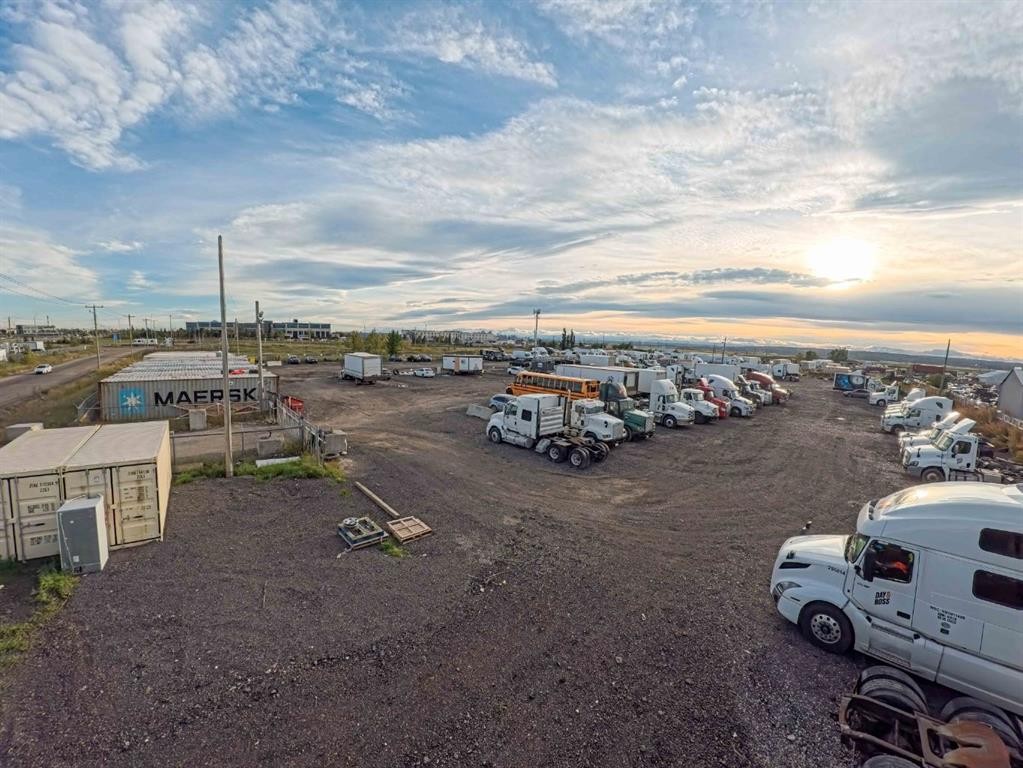 6915 40 Street Ne, Calgary, AB