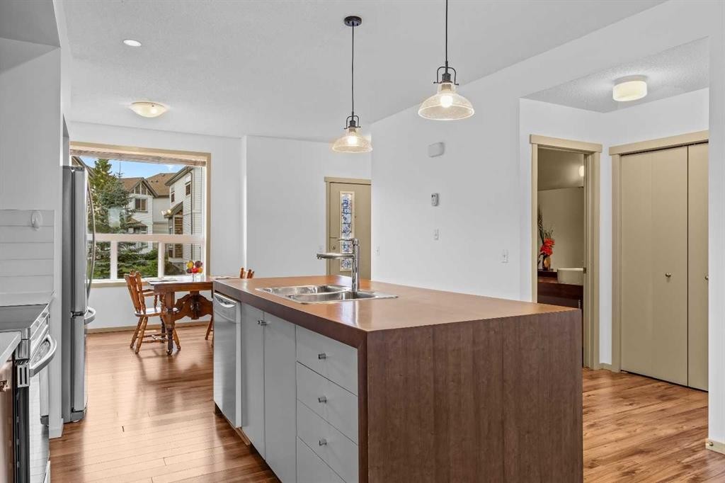 280 Copperstone Cove Se, Calgary, AB