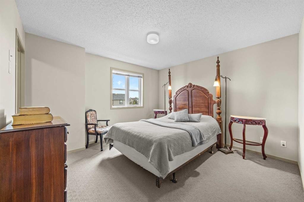 280 Copperstone Cove Se, Calgary, AB