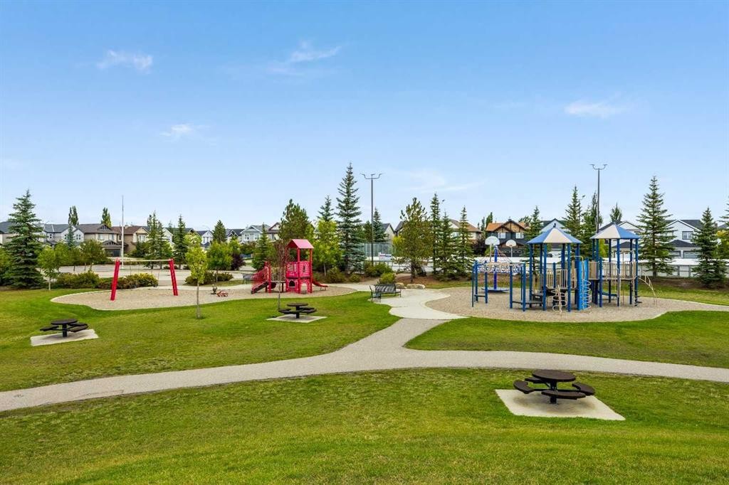 280 Copperstone Cove Se, Calgary, AB