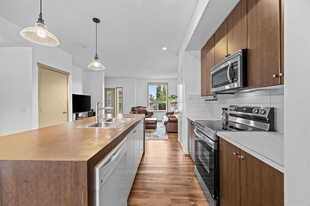 280 Copperstone Cove Se, Calgary, AB