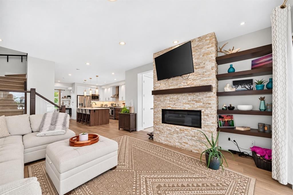 4817 20 Avenue Nw, Calgary, AB