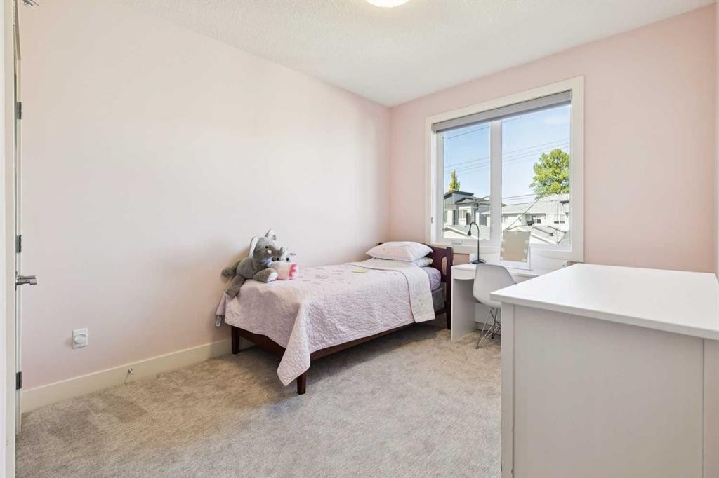 1128 17 Avenue Nw, Calgary, AB