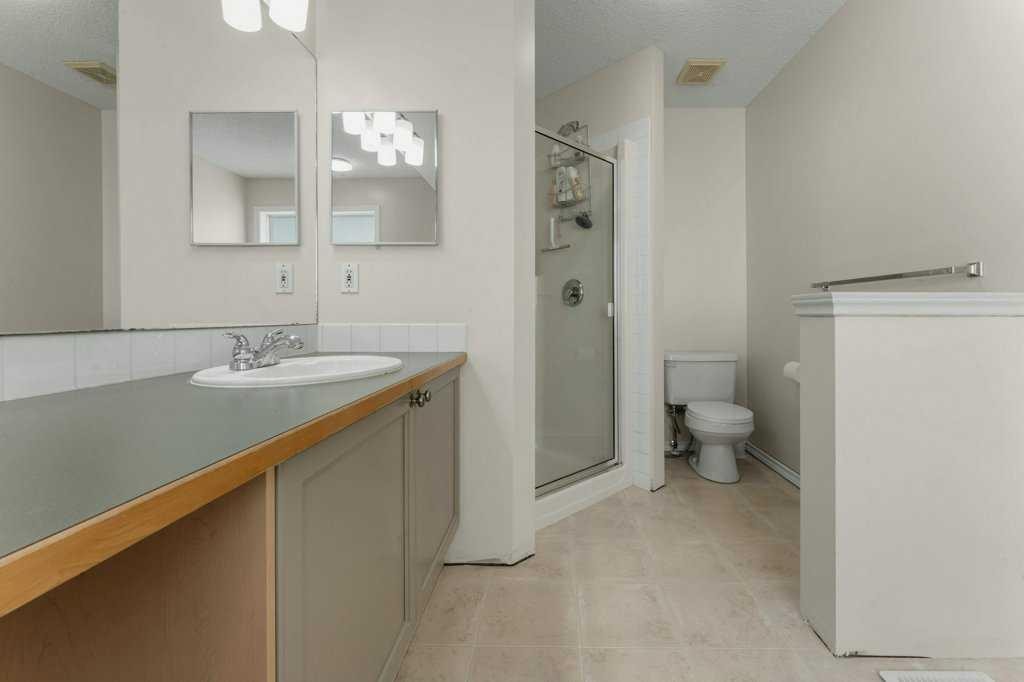 393 Inverness Park Se, Calgary, AB