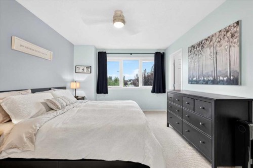 164 Copperfield Manor Se, Calgary, AB 