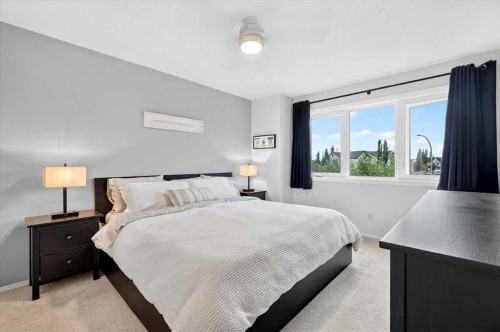 164 Copperfield Manor Se, Calgary, AB 