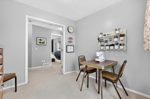 164 Copperfield Manor Se, Calgary, AB 