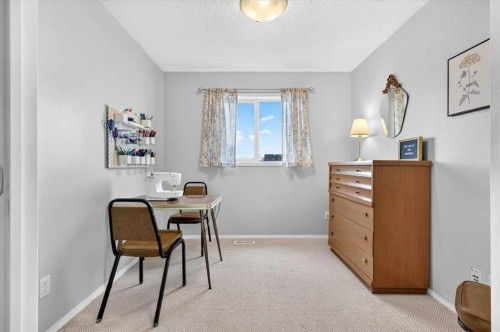 164 Copperfield Manor Se, Calgary, AB 