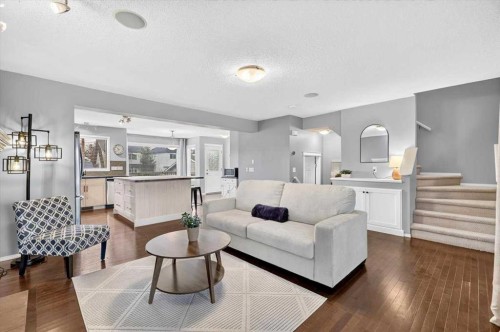 164 Copperfield Manor Se, Calgary, AB 