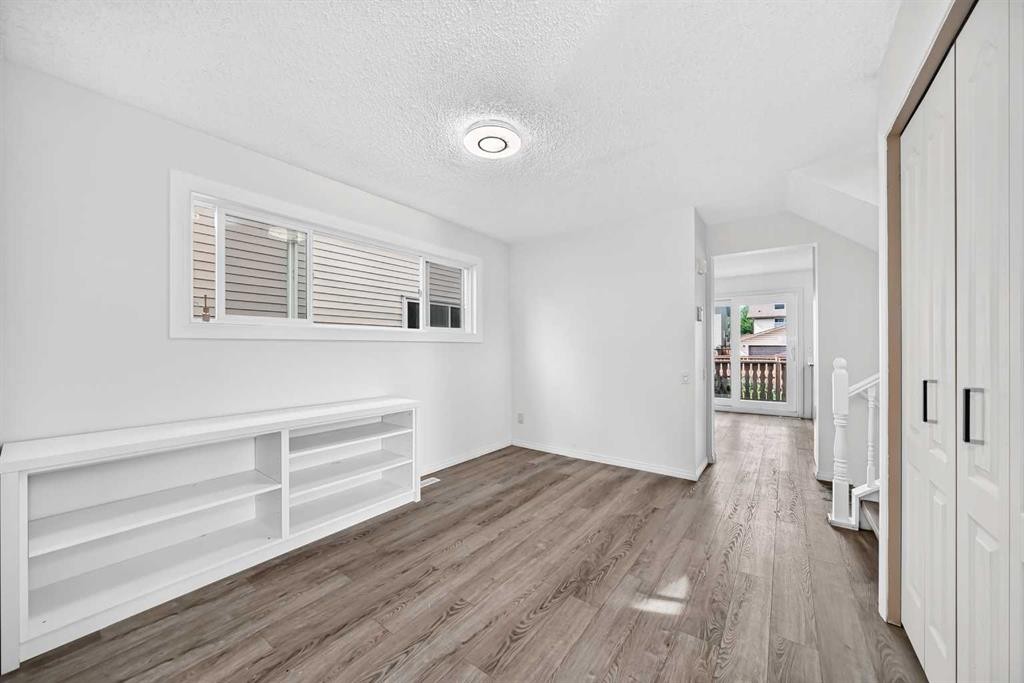 4351 58 Street Ne, Calgary, AB