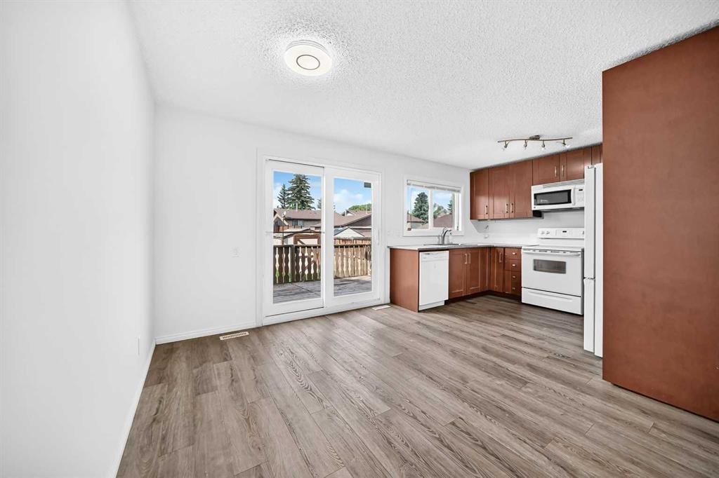 4351 58 Street Ne, Calgary, AB