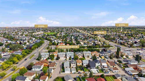 28 Martinglen Way Ne, Calgary, AB 