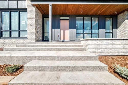 5831 Lodge Crescent Sw, Calgary, AB 