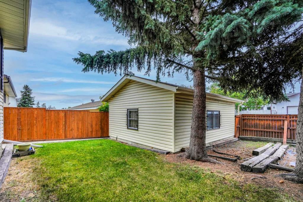 5811 Templehill Road Ne, Calgary, AB