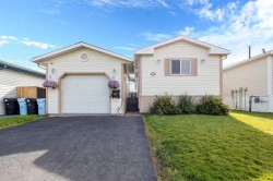 204 Mitchell Drive Fort Mcmurray, AB T9K 2N1