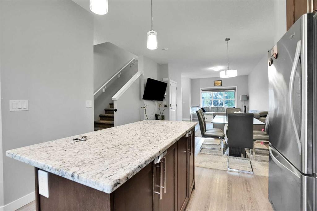 40 Cornerbrook Gate Ne, Calgary, AB