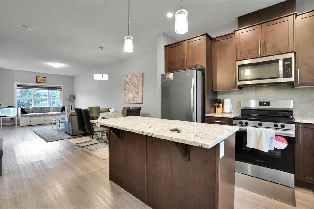 40 Cornerbrook Gate Ne, Calgary, AB