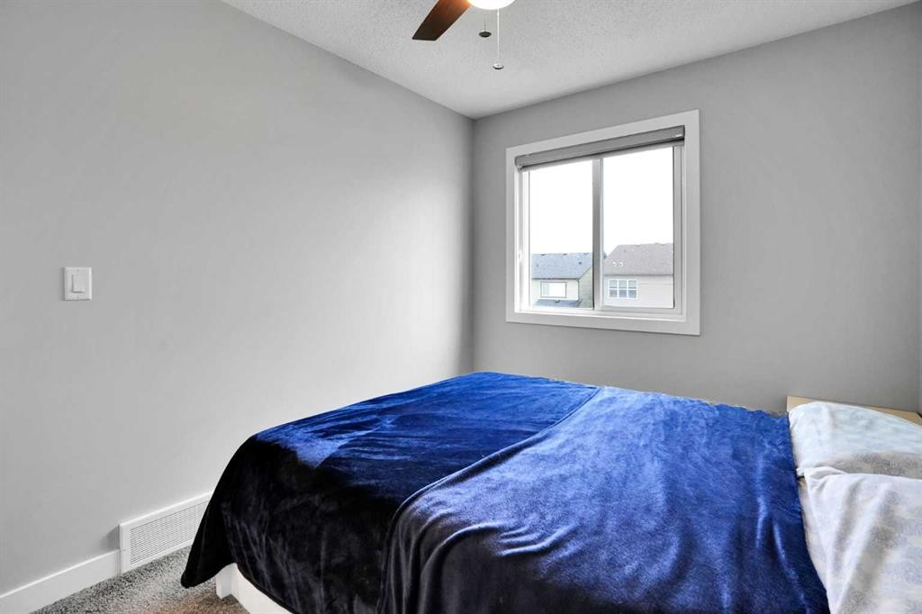 40 Cornerbrook Gate Ne, Calgary, AB