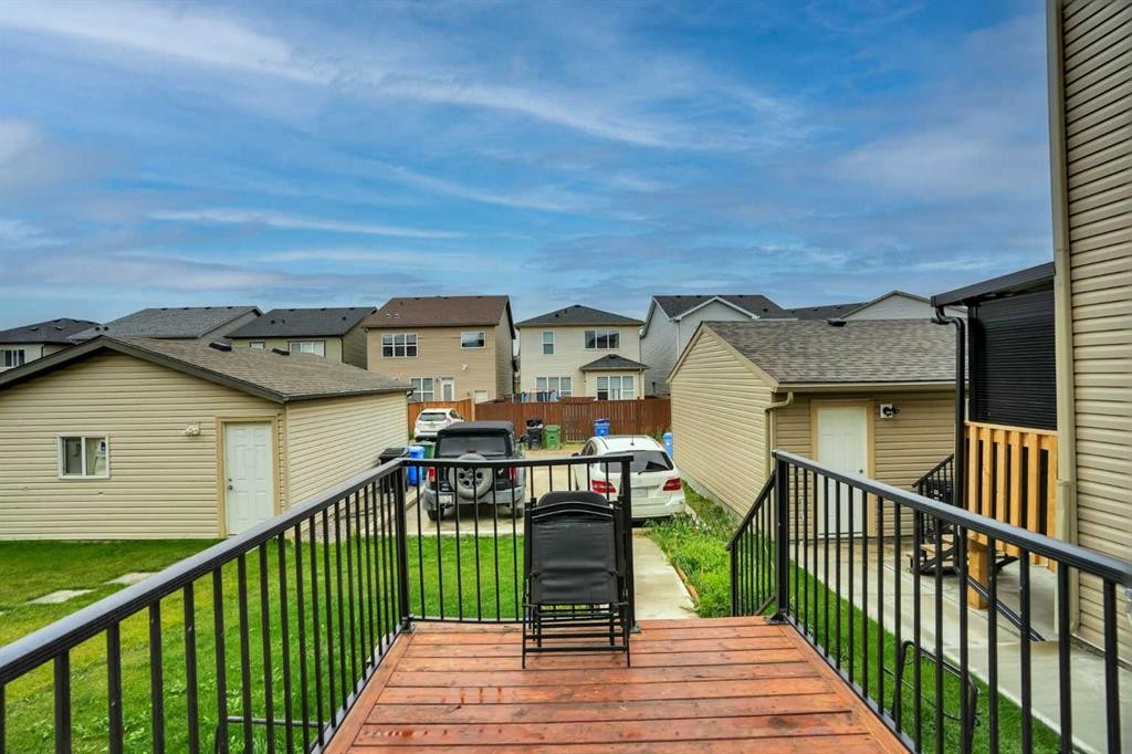 40 Cornerbrook Gate Ne, Calgary, AB