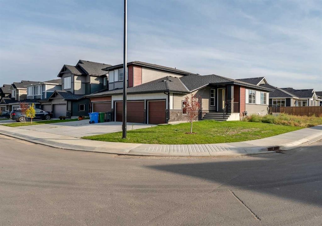 131 Waterford Manor, Chestermere, AB