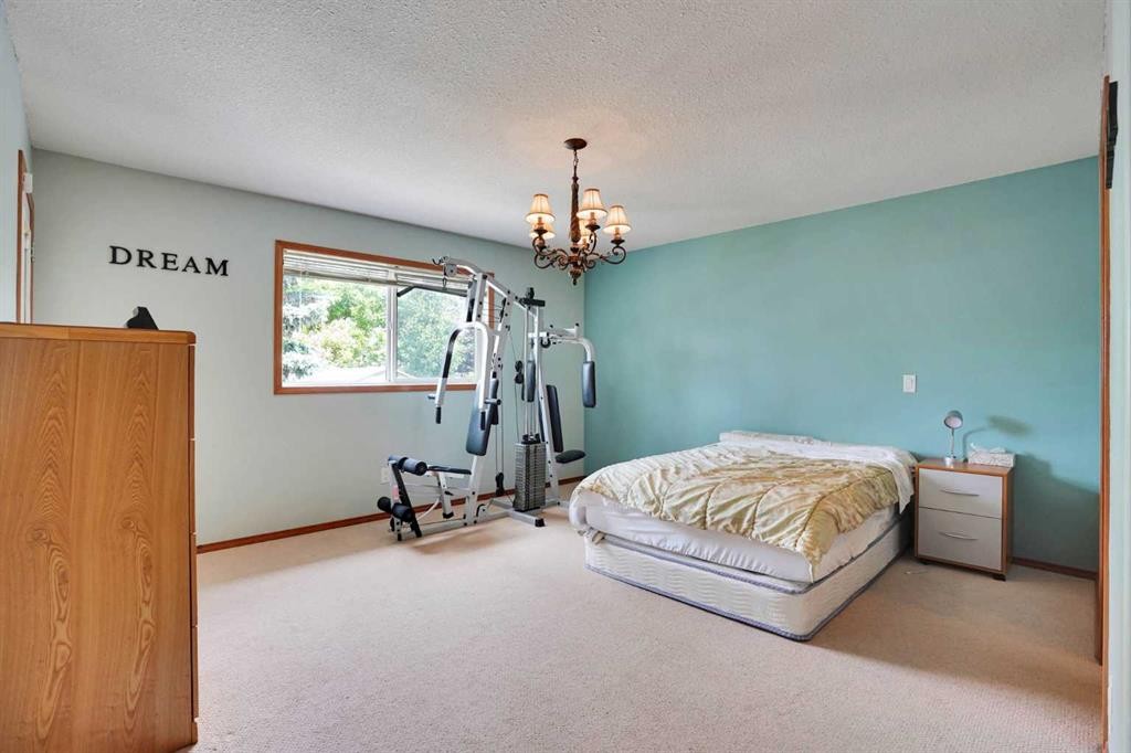 144 Hillcrest Cape, Strathmore, AB