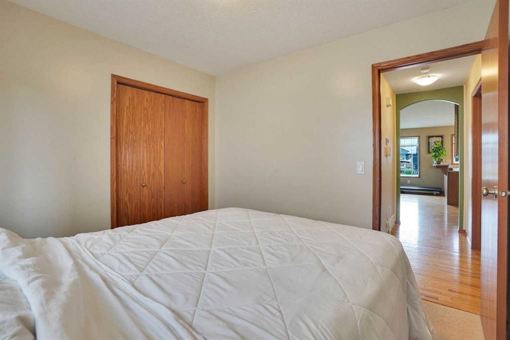 144 Hillcrest Cape, Strathmore, AB