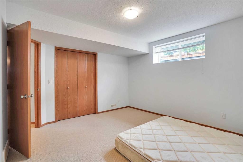 144 Hillcrest Cape, Strathmore, AB