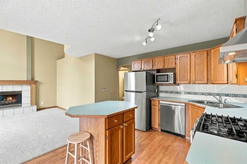 11 Somercrest Circle Sw, Calgary, AB 