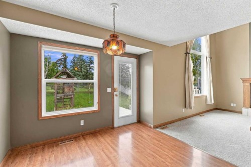 11 Somercrest Circle Sw, Calgary, AB 