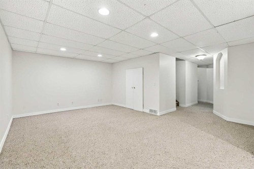 11 Somercrest Circle Sw, Calgary, AB 