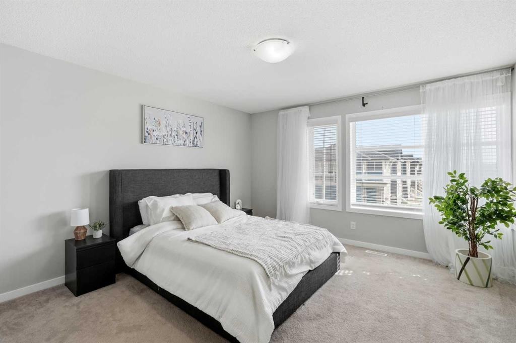 95 Corner Meadows Villas Ne, Calgary, AB