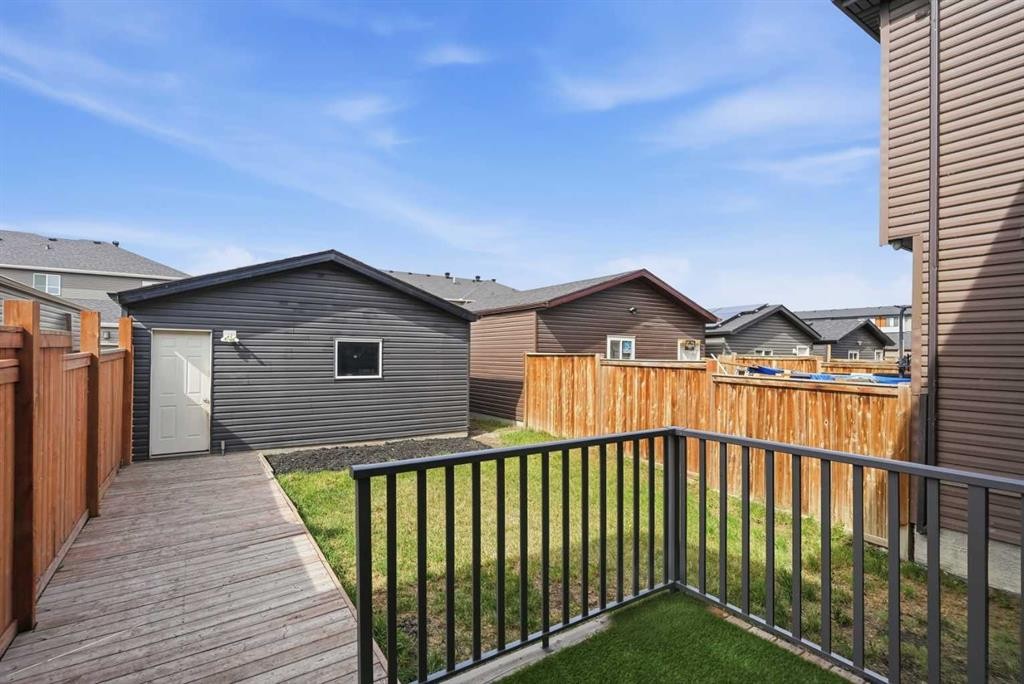 95 Corner Meadows Villas Ne, Calgary, AB