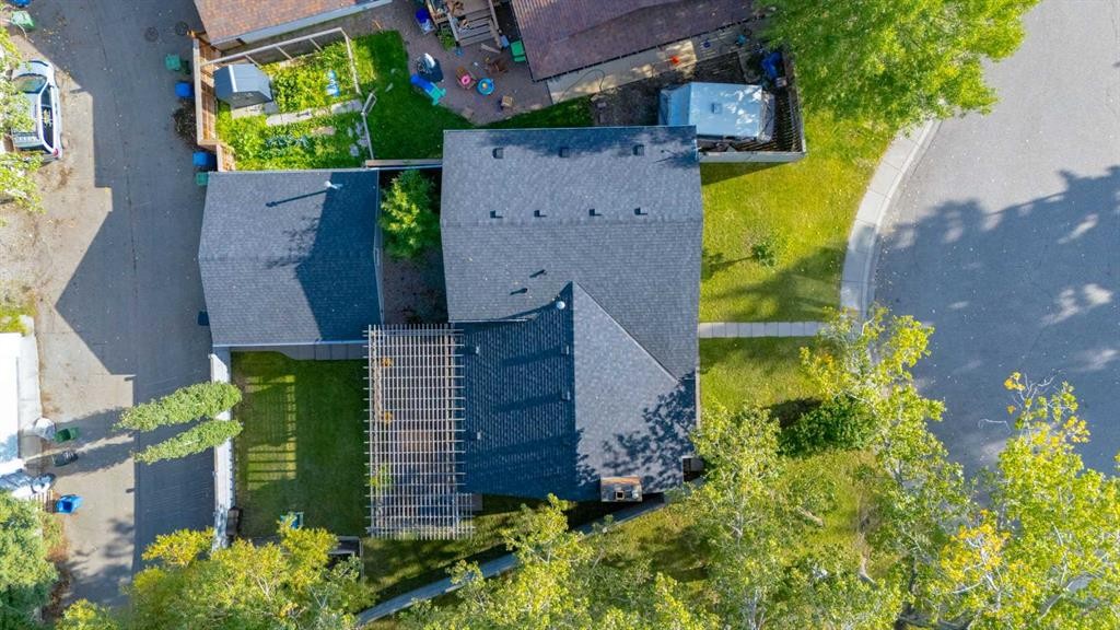 27 Midlake Place Se, Calgary, AB
