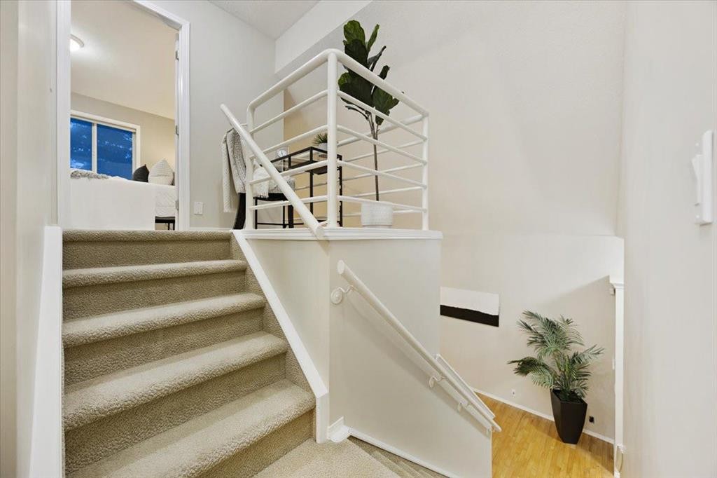 47 Patterson Hill Sw, Calgary, AB
