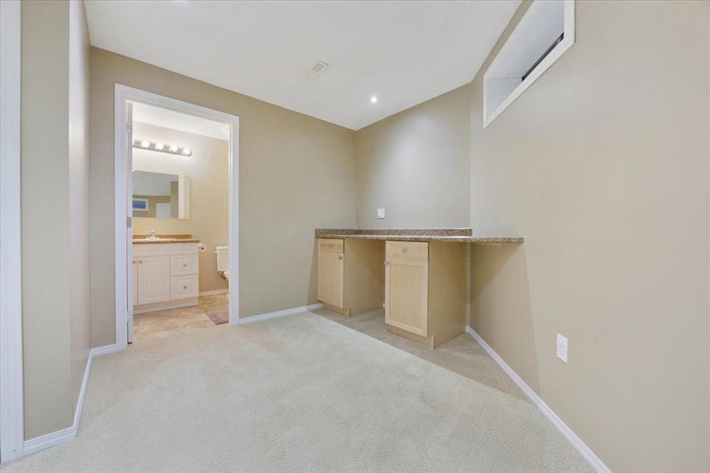 47 Patterson Hill Sw, Calgary, AB