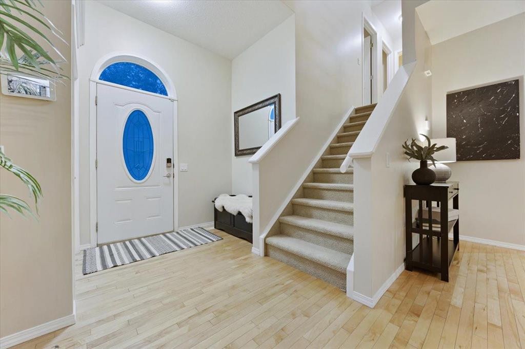 47 Patterson Hill Sw, Calgary, AB
