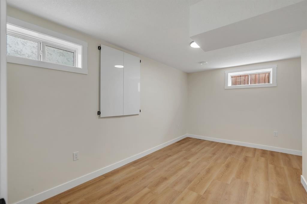 4112 13 Avenue Ne, Calgary, AB